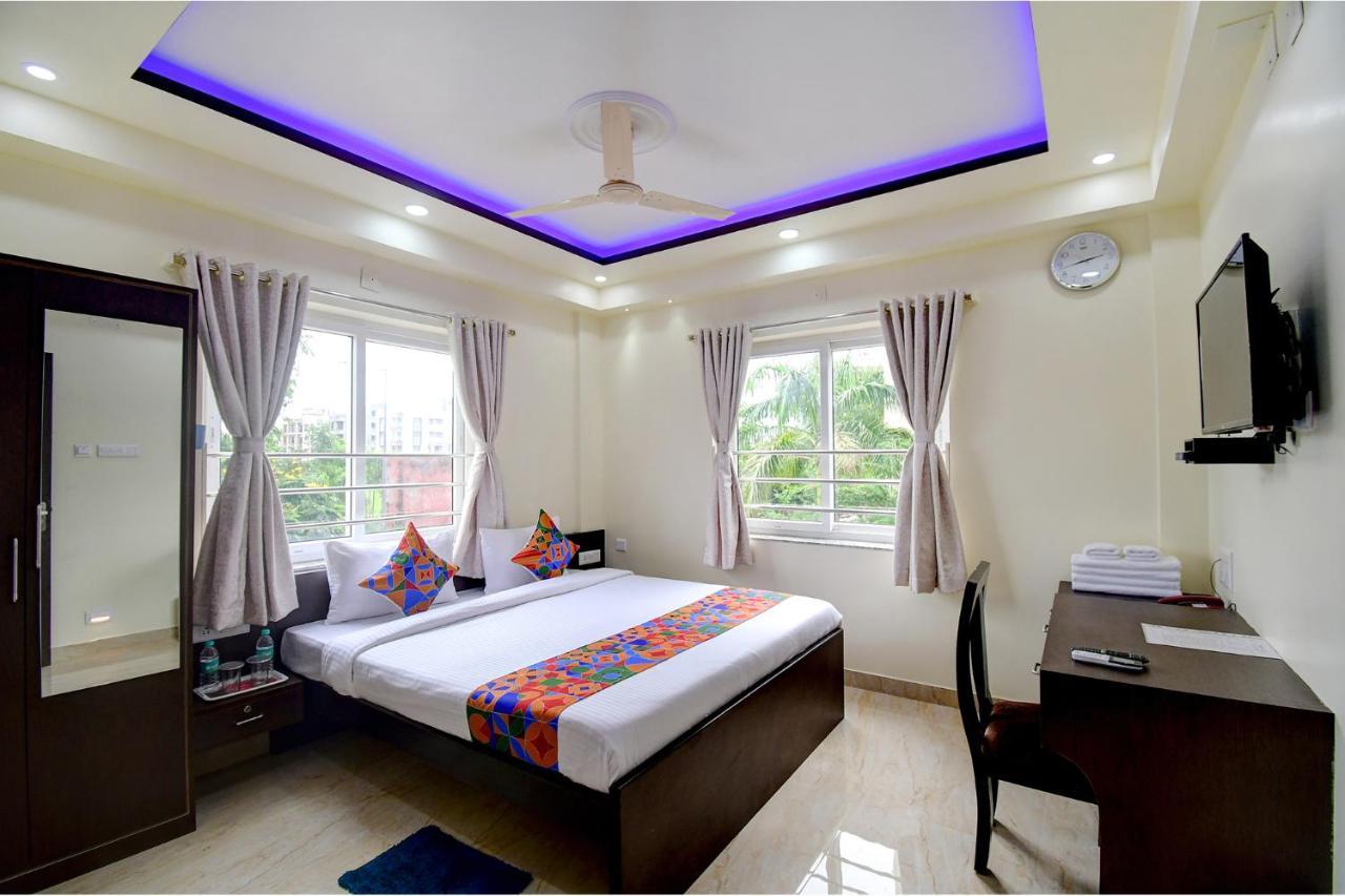 Fabhotel Anchorage Inn - Nr Axis Mall Колката Екстериор снимка