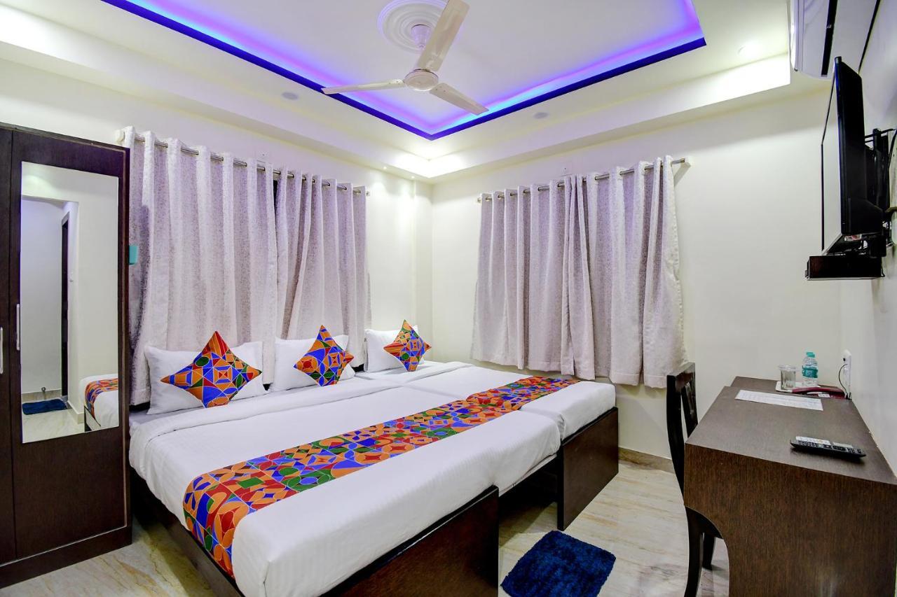 Fabhotel Anchorage Inn - Nr Axis Mall Колката Екстериор снимка