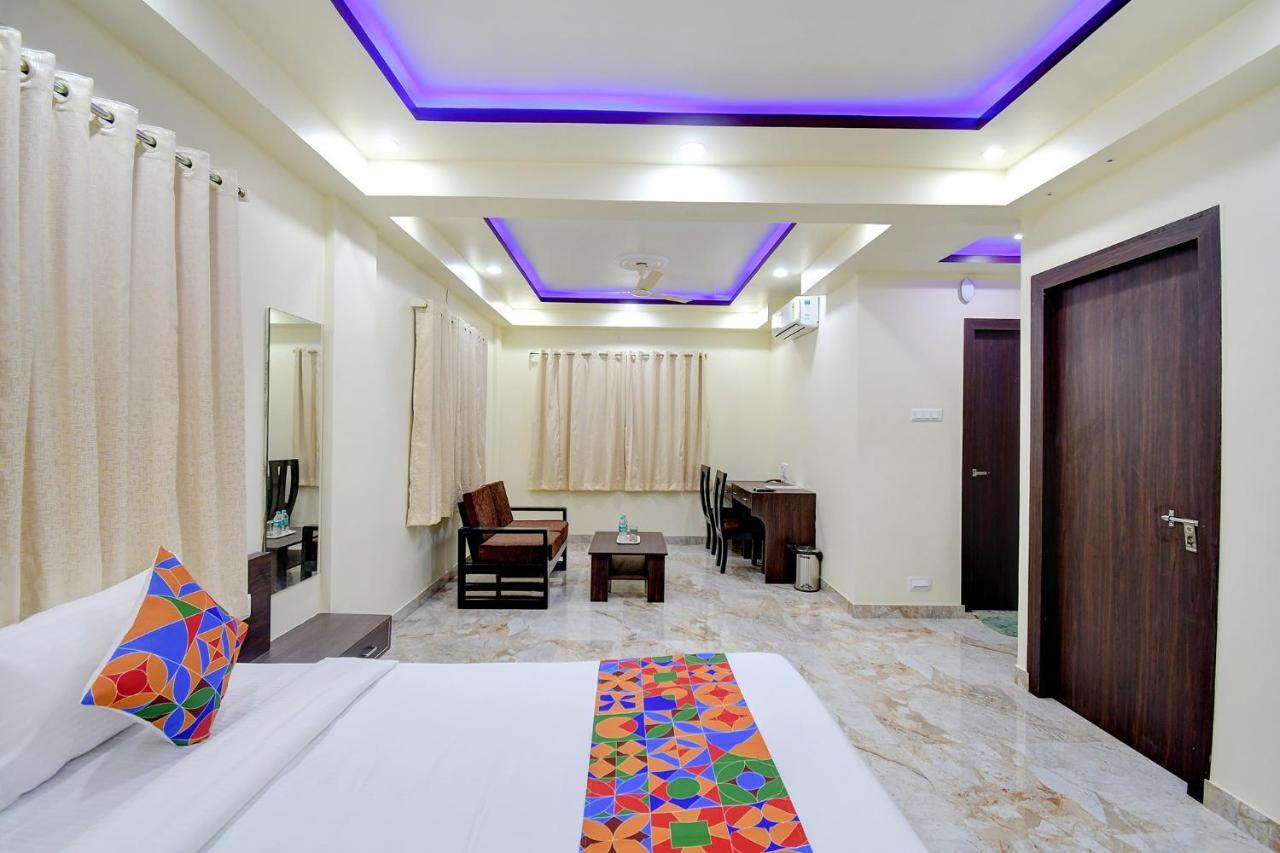 Fabhotel Anchorage Inn - Nr Axis Mall Колката Екстериор снимка